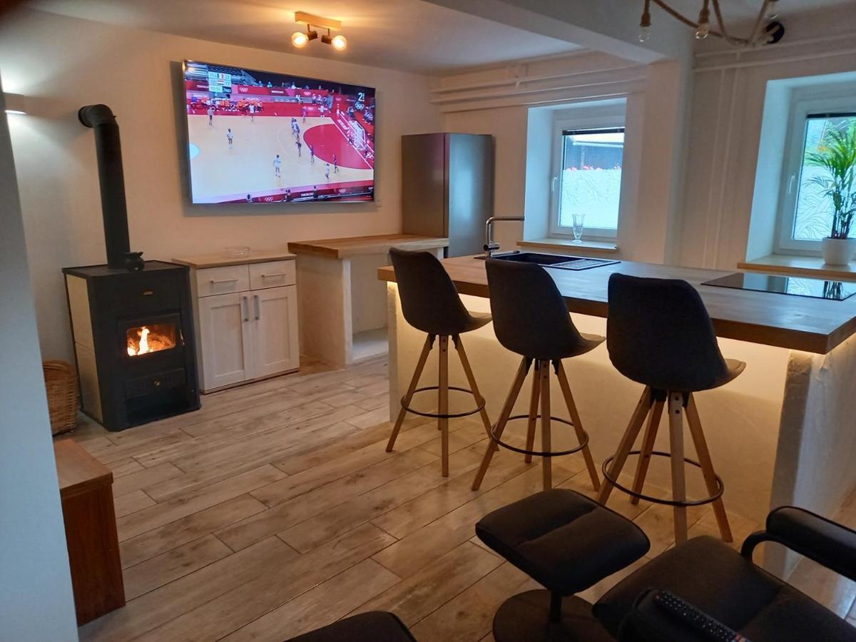 Holiday Home Alojzija Μπλεντ Εξωτερικό φωτογραφία