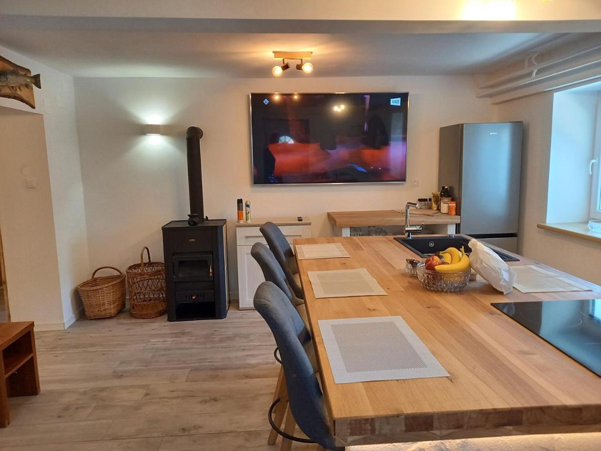 Holiday Home Alojzija Μπλεντ Εξωτερικό φωτογραφία