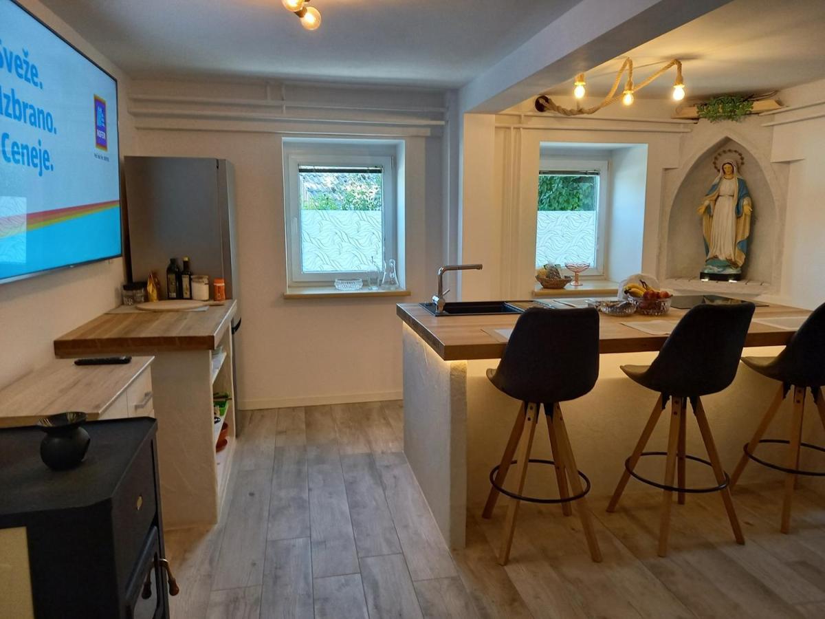 Holiday Home Alojzija Μπλεντ Εξωτερικό φωτογραφία